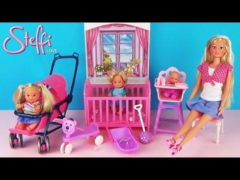 Кукла Штеффи с малышами, коляской и игрушками Распаковка и обзор Игровой набор для девочек
